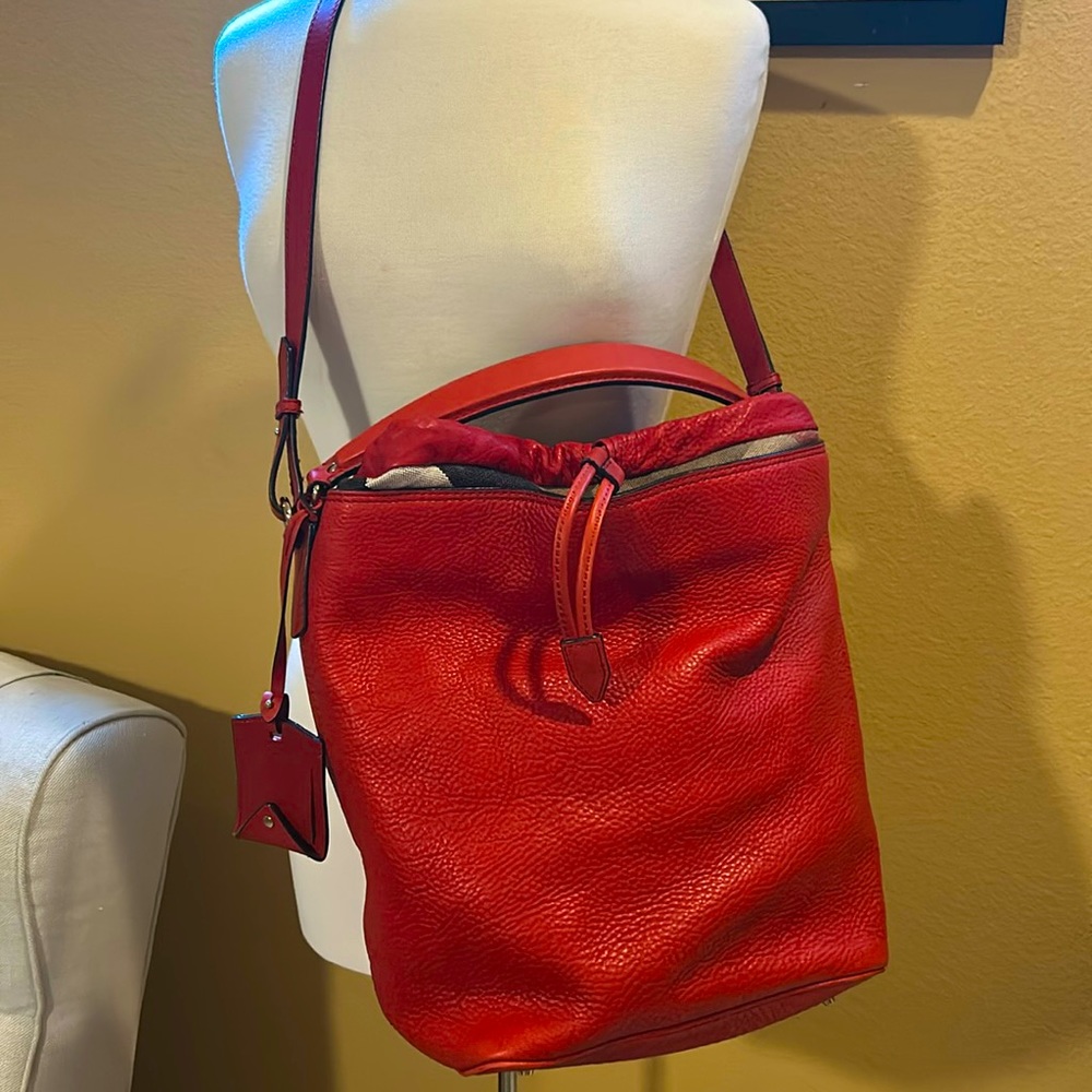 AUTHENTIC BURBERRY MEDIUM ASHBY LEATHER HOBO BAG -red